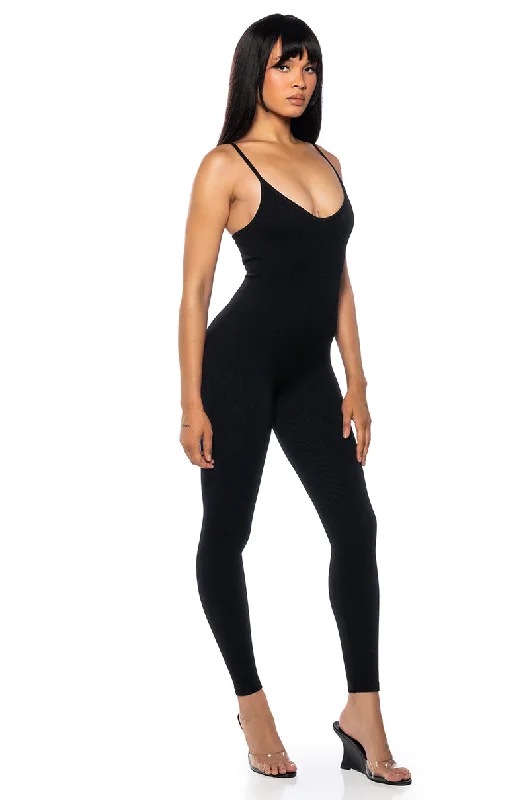 women's loose-fit jumpsuitsBACK TO THE BASICS JUMPSUIT